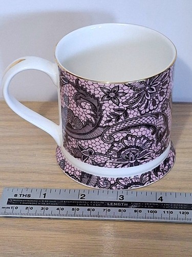 Past times mug parisian lace - past,