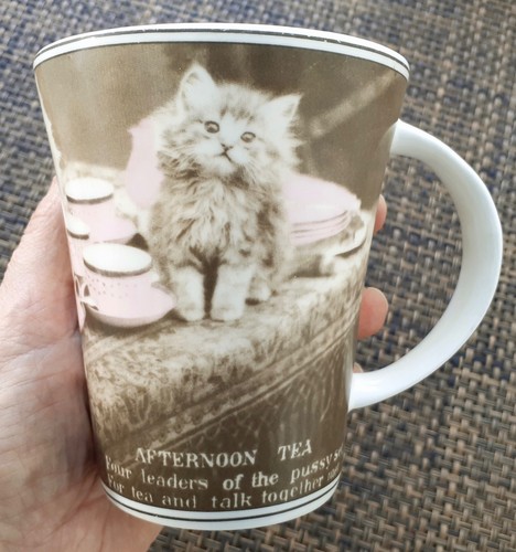 Vintage past times mug - -, a